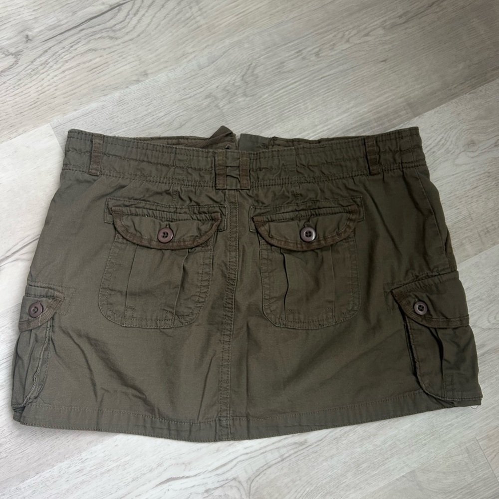 Army Green Cargo Skirt - Picture 4 of 6
